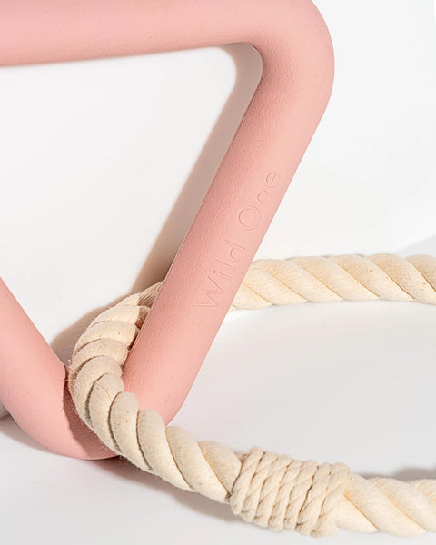 TRIANGLE TUG TOY