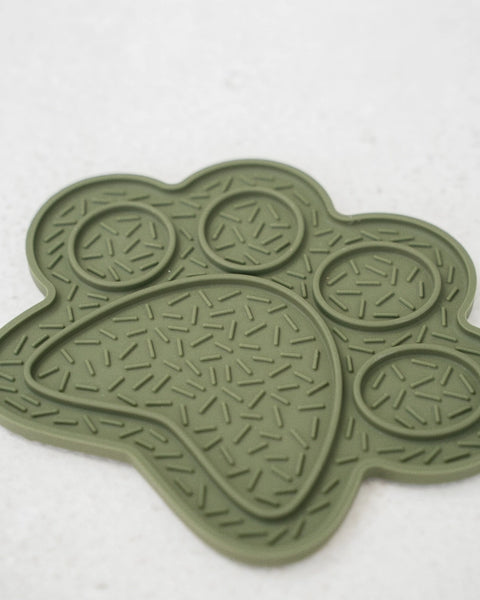 PAW PRINT LICK MAT-OLIVE